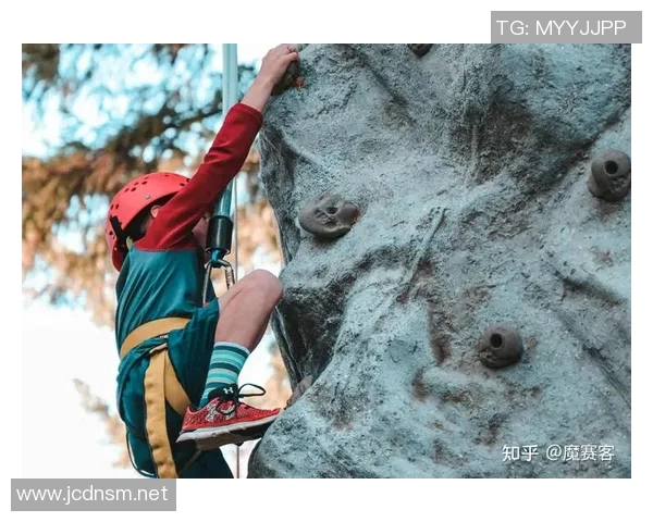 成都攀岩队技术解析：探索攀岩运动的技巧与训练方法
